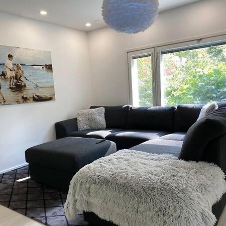 Modern Apt - King-Size Bed - Wifi -Self Check In Apartment Rovaniemi Bagian luar foto